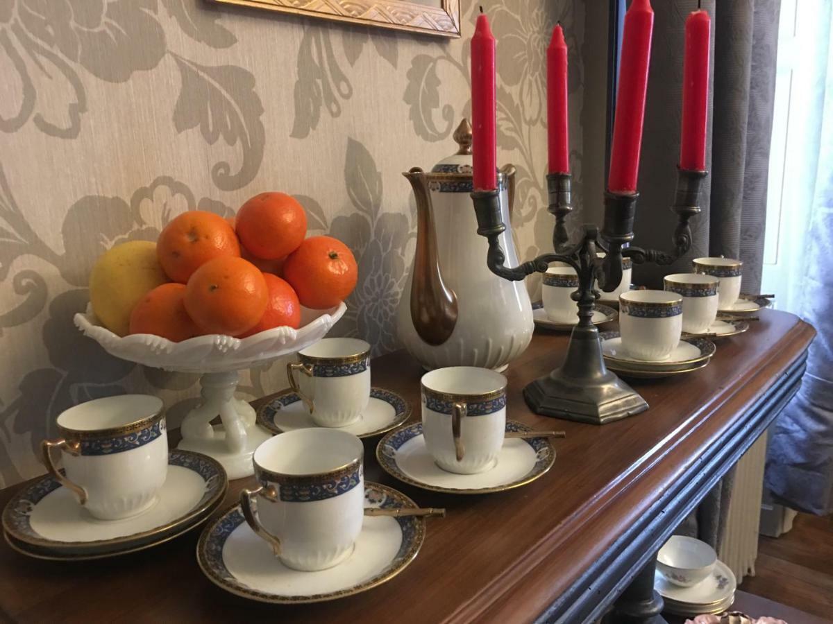 Le Petit Chateau Des Cedres Mouchamps 외부 사진