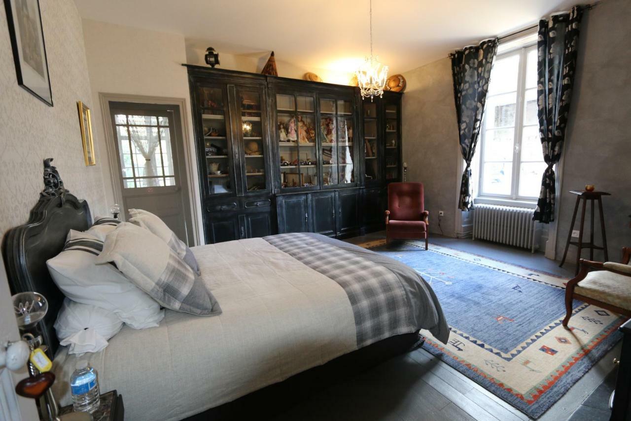 Le Petit Chateau Des Cedres Mouchamps 외부 사진